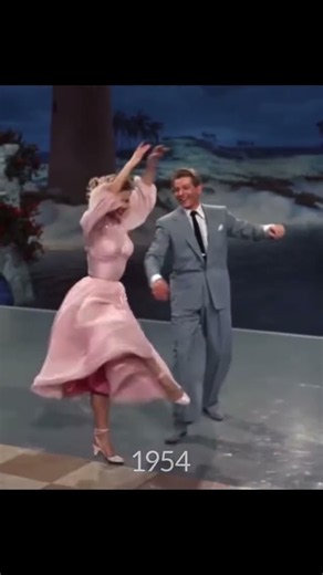 White Christmas (1954) Danny Kaye & Vera Ellen