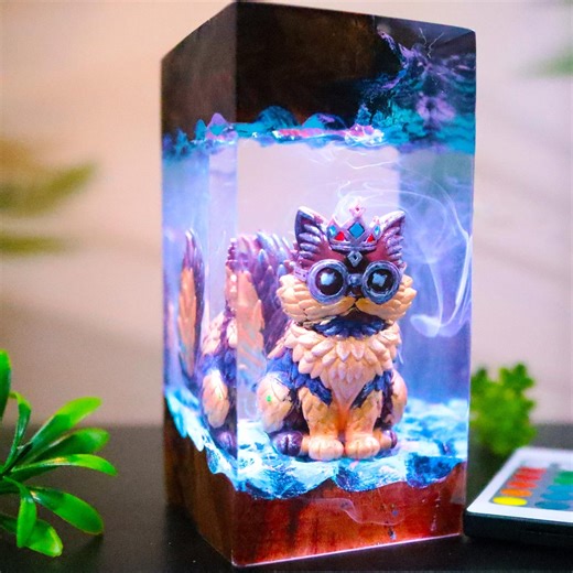 Princess Donut- Epoxy Resin Lamp, Handmade Cat Princess Night Light, Dungeon Crawler Carl Fans Gift, 2026 Mother's Day Gift - Etsy UK