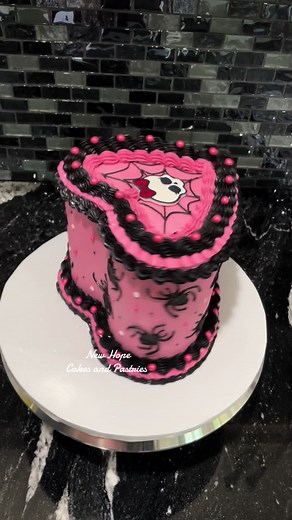 Monster High Cake Decorating Ideas for Creatives