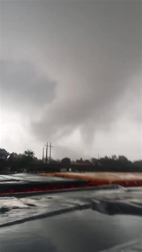 EF1 Tornado Strikes Manila: August 14, 2016 Overview