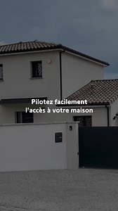 3.1K views · 11 shares | ✨ Ne perdez plus une seconde devant votre portail ! Ouvrez-le en un simple geste depuis votre smartphone ou votre montre connectée. ⌚ Avec les applications TaHoma® et Somfy Protect, profitez d’une compatibilité avec la plupart des assistants vocaux pour encore plus de confort.  #Somfy #SmartHome # Acces #Confort Les compatibilités peuvent varier en fonction de vos équipements : plus d'informations sur notre site internet. | Somfy | Facebook