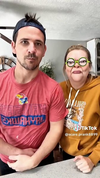 Try not to laugh challenge 💦🤣🤣#scare #scared #scarecam #scareprank #prank #viral #fun #funnyvideos #trending #fyp #foryoupage #jumpscare #couple #family