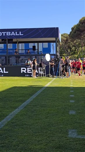These walkouts will forever be ICONIC 😂👏 | Manchester United Women