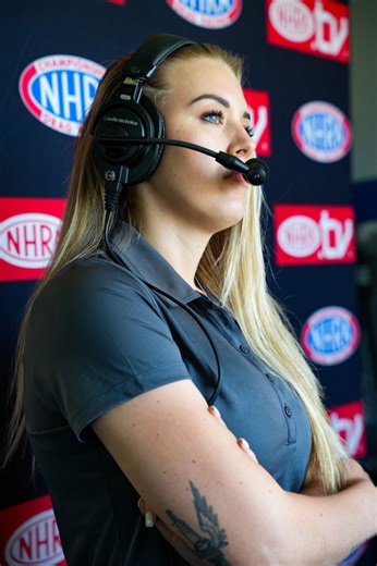 52K views · 2.1K reactions | Imma be… late home from work again 邏﫠✈️ #delayed | Ida Zetterström | Facebook