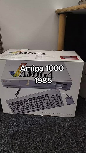 Evolution of the Commodore Amiga as seen in the museum. And we know about the 1500, 2500, 3000UX, 3500 and 500 . Which one did you have and/or wish?