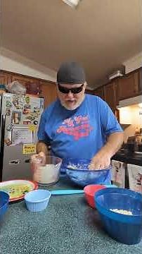 The EASIEST Christmas Snowball Cookies (Melt-In-Your-Mouth!)