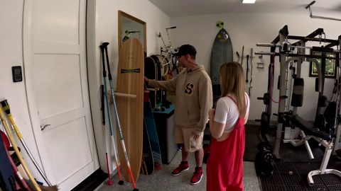 Blind skateboarding adventure: Molly Burke learns to surfskate with Josh!