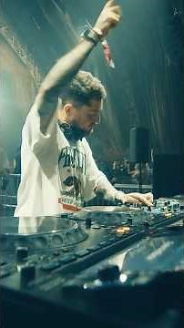 @GroundBass playing his newest collab w/ Perception - “Control Me, Pt.2” at @HouseMag Festival 2025