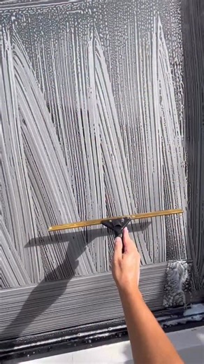 Amazing Window & Pressure Cleaning Inc | Window Cleaning ✨ #windowcleaning #windowcleaner #windowcleaninglife #amazing #motivation #mondaymotivation #supportsmallbusiness #support... | Instagram