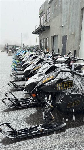 Snow is here and so is SNOWMOBILE SEASON! ❄️🔥 From gear to sleds and everything in between — our Kelowna location has you covered. Let’s ride!🎄 #snowmobilelife #snowseason #kelowna #sledding #winteradventure #snowmobiling #shoplocal #wintergear #teamvms #bca #backcountrysnowmobiling #arcticcatsnowmobiles | Valley Moto Sport
