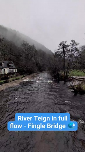 🌊 RIVER TEIGN IN FULL FLOW – FINGLE BRIDGE 🌊 The River Teign was in full flow yesterday afternoon following all the recent rain. This was the scene at the historic Fingle Bridge (D17), near Drewsteignton in north east Dartmoor, at around 1.30pm. You can see the Fingle Bridge Inn perched on the river bank, at the foot of Prestonbury Common. On the other side of the bridge, the river skirts around Drewston Wood. Nearly 2 inches of rain fell in 24 hours in some parts of Dartmoor. A flood alert ha