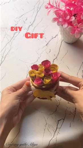 DIY gift 💝 with bangles #crafting#diy#viral #trending #japan#3millionviews#iran #america#usa#india