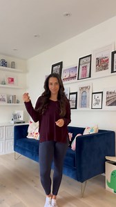 Holiday décor without the damage! This year @annawithlove transformed her home into a winter wonderland using Command™ Brand Products. Below are her go-to products for the holidays. ⬇️⬇️⬇️ 🎄 Command™ Outdoor Metal Hook for wreaths 🎄 Command™ Crystal Hook for stockings 🎄 Command™ Small Utility Hooks and Command™ Medium Decorative Hooks for garland 🎄 Command™ Picture Hanging Strips for holiday artwork #DoNoHarm - Décorer pour les Fêtes sans dommages! Cette année, @annawithlove a transformé sa 