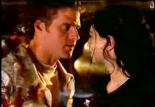 Farscape S01E18 A Bugs Life