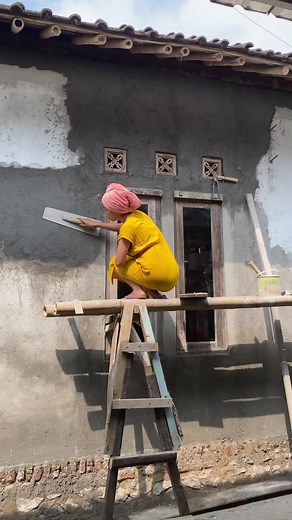 26M views · 430K reactions | DIOR #supermodelchallenge … | Gendhis Momo | Facebook