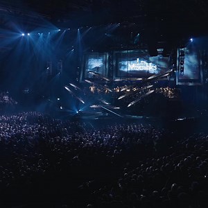 96K views | Les Misérables on a never-before-seen scale, with a cast and orchestra of over 65. Miz Rocks Home! The Arena Concert Spectacular makes a triumphant return to the UK in 2026 - strictly limited performances in Birmingham, check for returns in London. | Les Miserables - Musical | Facebook