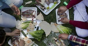 Egyptians mark Coptic Easter during Ramadan | Africanews