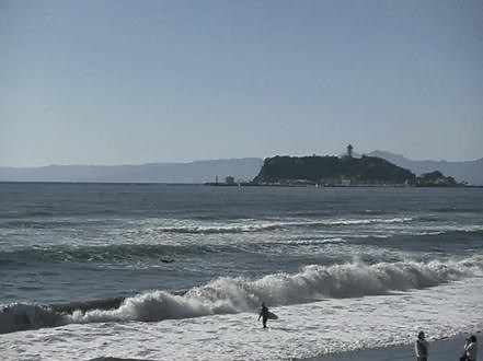 我最近的状态：沉默 无感 自我否定 自我疗愈 无限循环