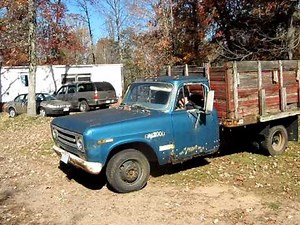 International 1300 1-ton dump truck part I