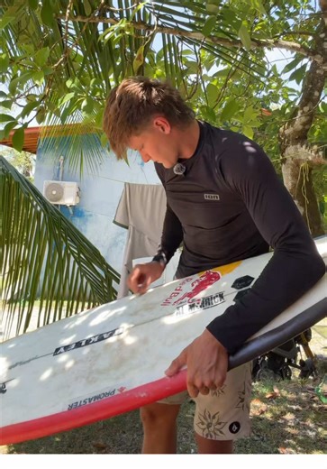 Muchas olas mucho sol muy chumeco #vlog #surf #costarica | Big Wave Surfing