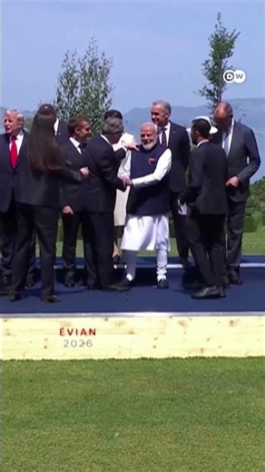 Meloni told Modi, "We are a famous couple"