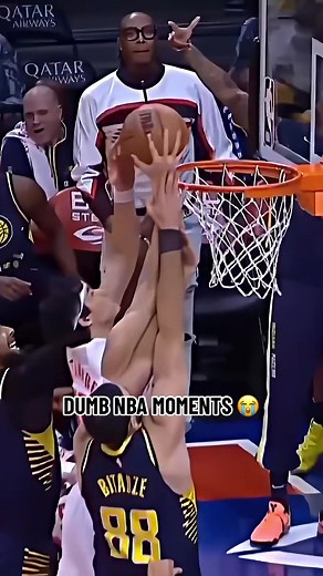 Hilarious NBA Fails & Dumb Moments 😂