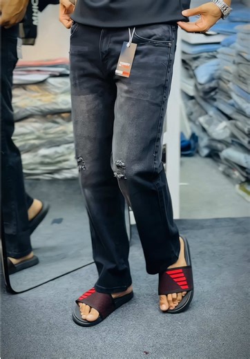 Re-Stock Semi Baggy Outfits for Trendy Style