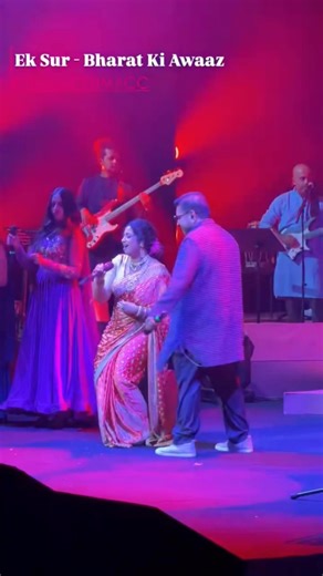 Shreya Ghoshal and Shankar Mahadevan hit a stunning high note at NMACC 3 years 🤍🔥