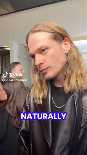 The Vampire Lestat ✮ Sam Reid on turning into a Rockstar ✮