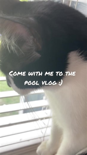 #come with me to the pool vlog🌊🌺🤍☀️#vlog#vlogtiktok#dayinmylifevlog#summer#summervibes#summertime#summervlog#poolday#pooltime#fyp#fypシ#fypシ゚viral#fypage#fypp#viral?#🌊🌺🤍☀️💗🪼🦩🍉