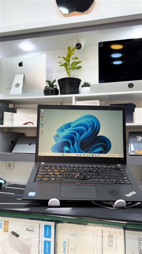 💻LENOVO THINKPAD T480S🤩 ✅processeur: i5-8250U🤩 ✅Ram: 8Gb 🤩 ✅disque dur : 256 Go ssd😍 ✅GPU: UHD😍 ✅ÉCRAN 14fullhd💻 ✅clavier QWERTY lumineux 🤩 ✅USB/Hdmi/ typeC/RJ45/Sd🤩 ✅Tactile 🤗 ‎:للاستعلام أو الطلب يرجى الاتصال او زيارة المحل ☎️ Contact : 📞 0770213961 / 0770213961📞 🚕 Livraison disponible 📄 Possibilité de facturation🏢 (VIVRE LAPTOP) , Route de Biskra près de la mosque ben badis, BatnaFollow us on Facebook: https://web.facebook.com/vivrelaptop/Follow us on Instagram : https://www.in