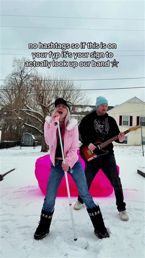 testing the algorithm… hoping this finds all my Avril, Paramore & Julia Wolf girlies looking for new music in 2026 🤞🦋 (p.s. if u find the hat we’re still looking for it) 😭