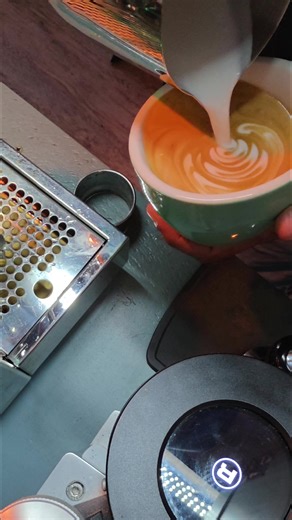 Rosetta ♥️ #mobliecoffeebar #blueboxcoffee #soflocoffee #staycaffeinated #rocketapartamento