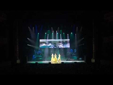 Orinoco Flow LIVE from The Academy of Music
