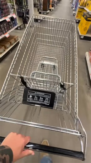 116K views · 1.8K reactions | Sled mode activated  easton_6969 #sleddersofnorth #snowmobile #sled #klim #arcticfxgraphics #skidoo #polaris #arcticcat | SledHub | Facebook