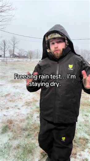 Rain, wind, cold… doesn’t matter 🌧️ This TideWe rain suit stays dry, quiet, and actually comfortable. If you hunt, work outside, or just hate being soaked, this one’s worth it. #rainsuit #tidewe #waterproofgear #outdoorgear #huntinglife