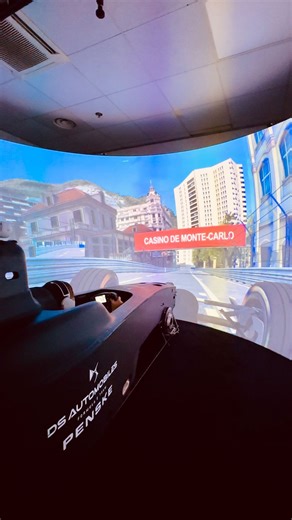 Un giro a Monte-Carlo 🇲🇨 con il simulatore di @dsperformance ⚡️ tantissima coppia e poco grip rende la @fiaformulae incredibilmente tosta da guidare nel circuito cittadino #monacoeprix | Vicky Piria