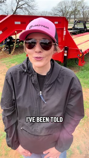 You can tell a lot about a man by the color of his tractor… but what about the color of his trailer? 👀🔥 A matching setup just hits different. Whether you’re pulling up to the job site, the ranch, or heading down the road, a trailer that matches your tractor makes the whole rig look that much better. At Crazy Trailer World, we’ve got dump trailers, equipment trailers, and utility trailers in colors that’ll make your setup stand out. Because working hard is one thing… but looking good while doin