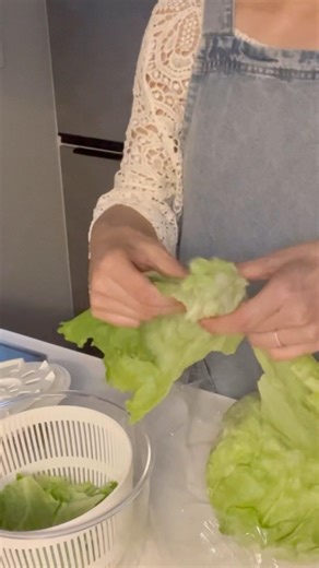 ハンバーガーに挟むレタス/ロング動画も観てね♡