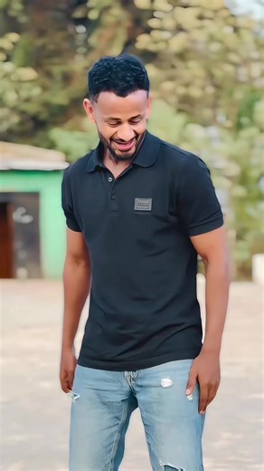 Please translate for me 😍 #ethiopian_tik_tok🇪🇹🇪🇹🇪🇹🇪🇹ሀገሬ💚💛❤️ #oromotiktok❤️💚❤️🇪🇹 #rachetesfaye