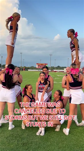 Warmed up Stunts and then Delay after Delay The Homecoming game was cancelled but we did get some stunts in ! We’ll see you back Next Friday ! #stunts #warmup #cheerleading #fnl #gameday
