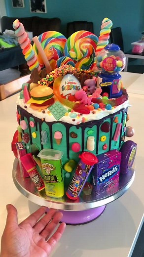 Delicious Candyland Cake for a Sweet Celebration!