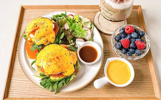 【carolehuyaya】经典班尼迪克蛋&黄油红糖酱咖啡Brunch｜超详细教程