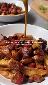 Chinese chicken curry loaded fries 😍 save this for a bangin Friday night fakeaway!! 🔥 this recipe serves 2 👇🏼 For more easy, healthy, one-pan recipes my book Healthy In One is available to pre-order now through the link in my bio! 🤩 Ingredients: For the chips- 700g potatoes (4 small) Frylight spray⁣ 1/2 tbsp chip seasoning ⁣ For the topping- 1 tsp sesame oil⁣ 350g (raw) diced chicken breast 1 tsp Chinese five spice 40ml reduced salt soy sauce (I used half dark half light) Bunch of spring on