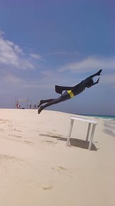 Don't try this funny 😇😱🤩 #acrobatics #talent #talented #sports #zanzibar #funnyvideos #funny #viral #visittanzania🇹🇿 | mundhir fadhil