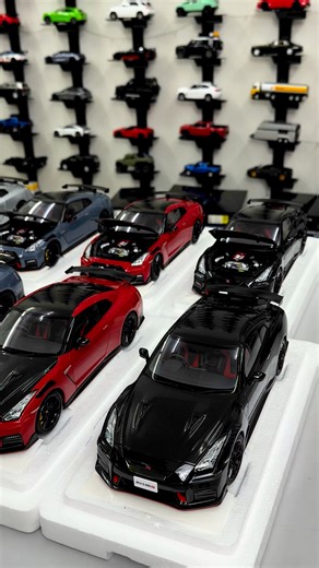 14K views · 432 reactions | Nissan GT-R ( R35) NISMO Special Edition Diecast Grade Premium Scale 1:18 JDM Model Car #bossneo #cthtoys #r35 #gtr #nismo #nismogtr #nissan #skyliner34 #r34gtr #kedaidiecastmelaka #diecastmelaka | CTH TOYS | Facebook