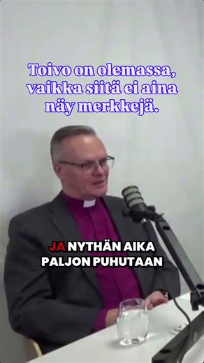 Uuden vuoden kynnyksellä on hyvä pohtia toivoa. Tarvitseeko toivosta nähdä merkkejä, jotta se olisi totta? Vierailin Varsinais-Suomen Kokoomuksen Varsinaista puhetta -podcastissa joulun alla. Kuuntele koko jakso Spotifyssa. #toivo #uusivuosi #arkkipiispa | Arkkipiispa Tapio Luoma