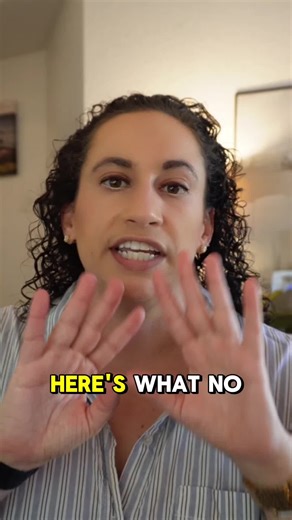 Motivation isn’t a mindset. It’s a chemical spike in your brain that fades. That’s why you keep restarting, even when you want it badly. You don’t need more motivation. You need a system that keeps you consistent when life gets messy. Go to the link in my bio to watch my free Masterclass. You’ll learn the 4-step brain-based system to stop restarting, end food noise, and rebuild self-trust for life. #bariatric #bariatricsurgery #weightlosssurgery #gastricsleeve #gastricbypass