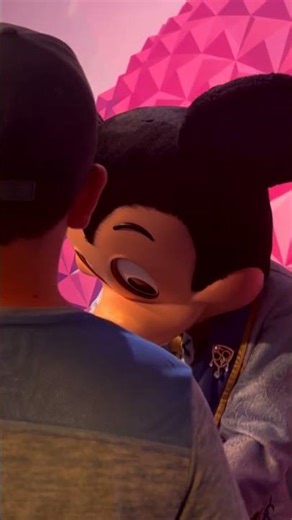 Disney World 50th Anniversary Parade + Mickey Mouse & Goofy at Disney World