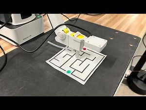 Maze solving using robot arm